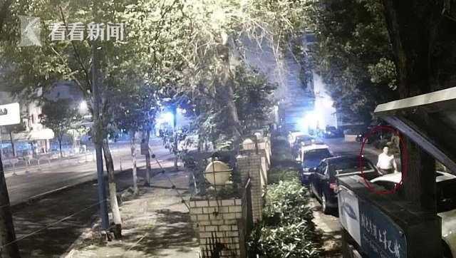 车辆上犯罪嫌疑人痕迹_痕迹嫌疑犯罪车辆人上车怎么办_痕迹犯罪师