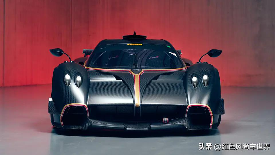 顶级跑车帕加尼_经典帕加尼跑车_帕加尼跑车视频大全