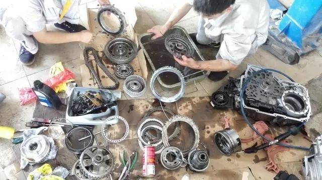 变速箱大修多少钱_修下变速箱多少钱啊_变速箱大修工时费
