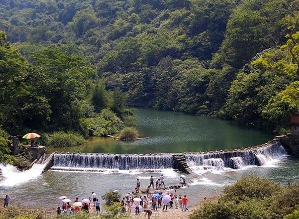 龙虎山景点_景点旅游龙虎山攻略_龙虎山旅游景点