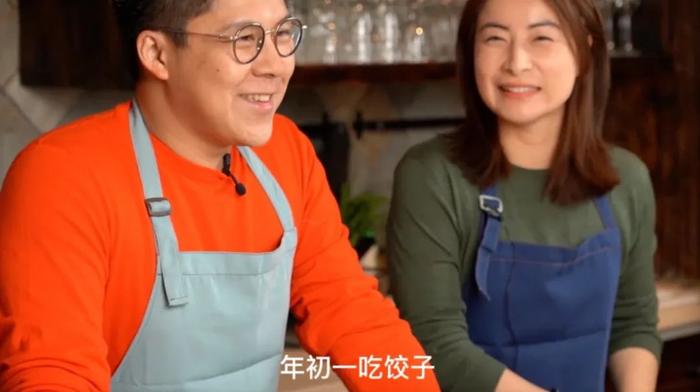 香港 喜欢 保姆车_保姆香港车喜欢什么颜色_香港保姆车多少钱一辆