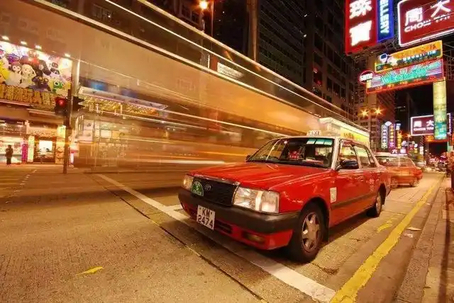 香港保姆车是什么车_香港 喜欢 保姆车_保姆香港车喜欢开什么车
