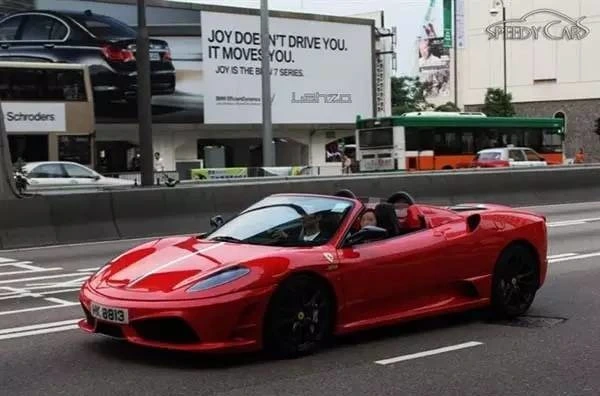 香港 喜欢 保姆车_保姆香港车喜欢开什么车_香港十大保姆车排行