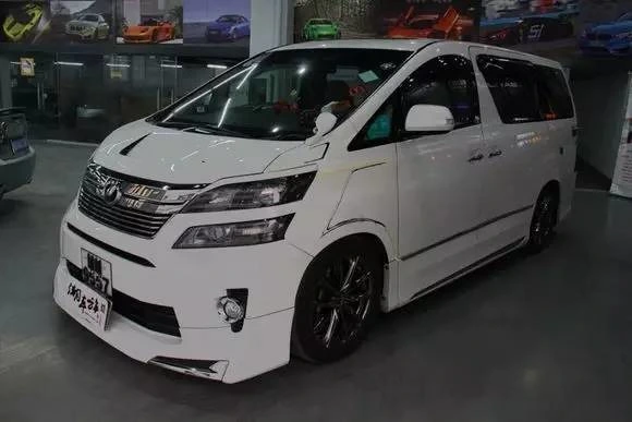香港 喜欢 保姆车_香港十大保姆车排行_保姆香港车喜欢开什么车