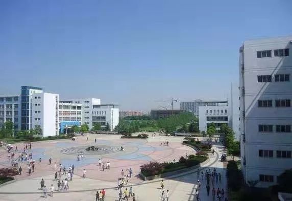 合工大电脑维修中心_电脑专业维修学校_电脑维修工厂