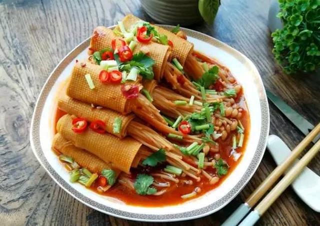 莲藕粉蒸肉的家常做法_莲藕粉蒸肉_莲藕粉蒸肉隔夜能吃吗