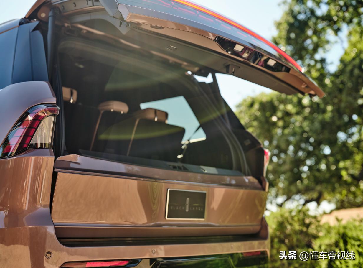 最新款林肯轿车_林肯新款轿车2025款_轿车新款林肯款2025款区别
