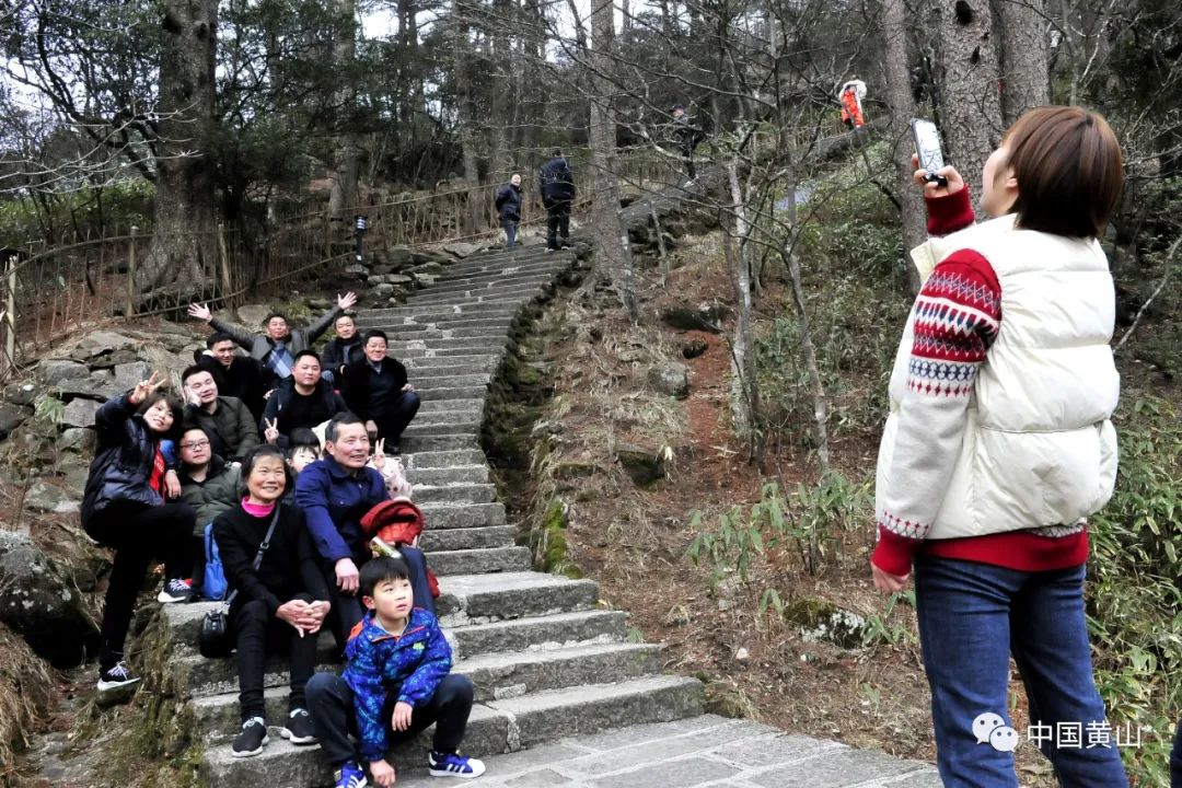 黄山路线春节旅游最佳时间_春节黄山旅游路线_春节期间黄山好玩吗