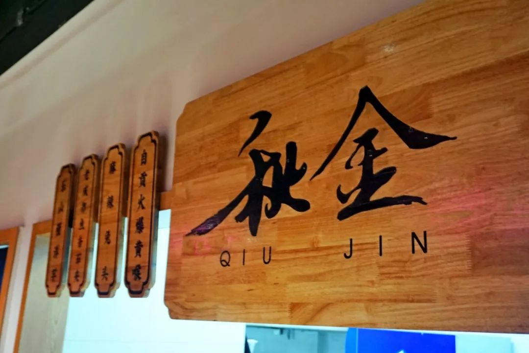 锅菜系鸭头是哪里的菜_鸭头锅配菜都有什么_千锅鸭头是哪个菜系