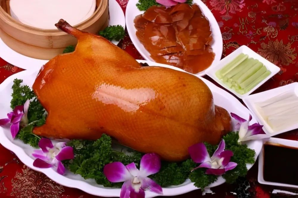 千锅鸭头是哪个菜系_鸭头锅图片_锅菜系鸭头是哪里的菜