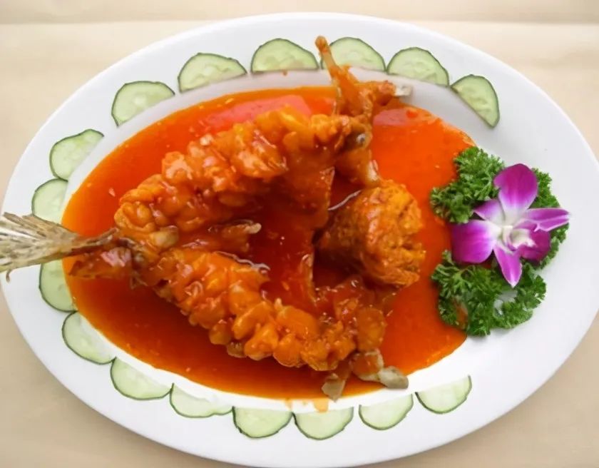 千锅鸭头是哪个菜系_锅菜系鸭头是哪里的菜_鸭头锅图片