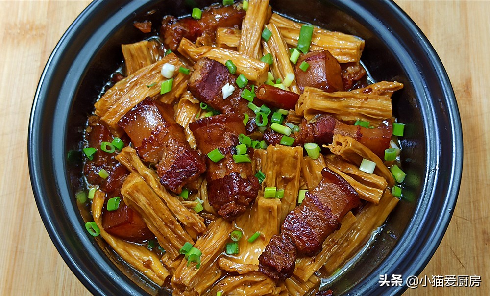 烧肉腐竹的家常做法_烧肉腐竹卤揪片图片_腐竹烧肉