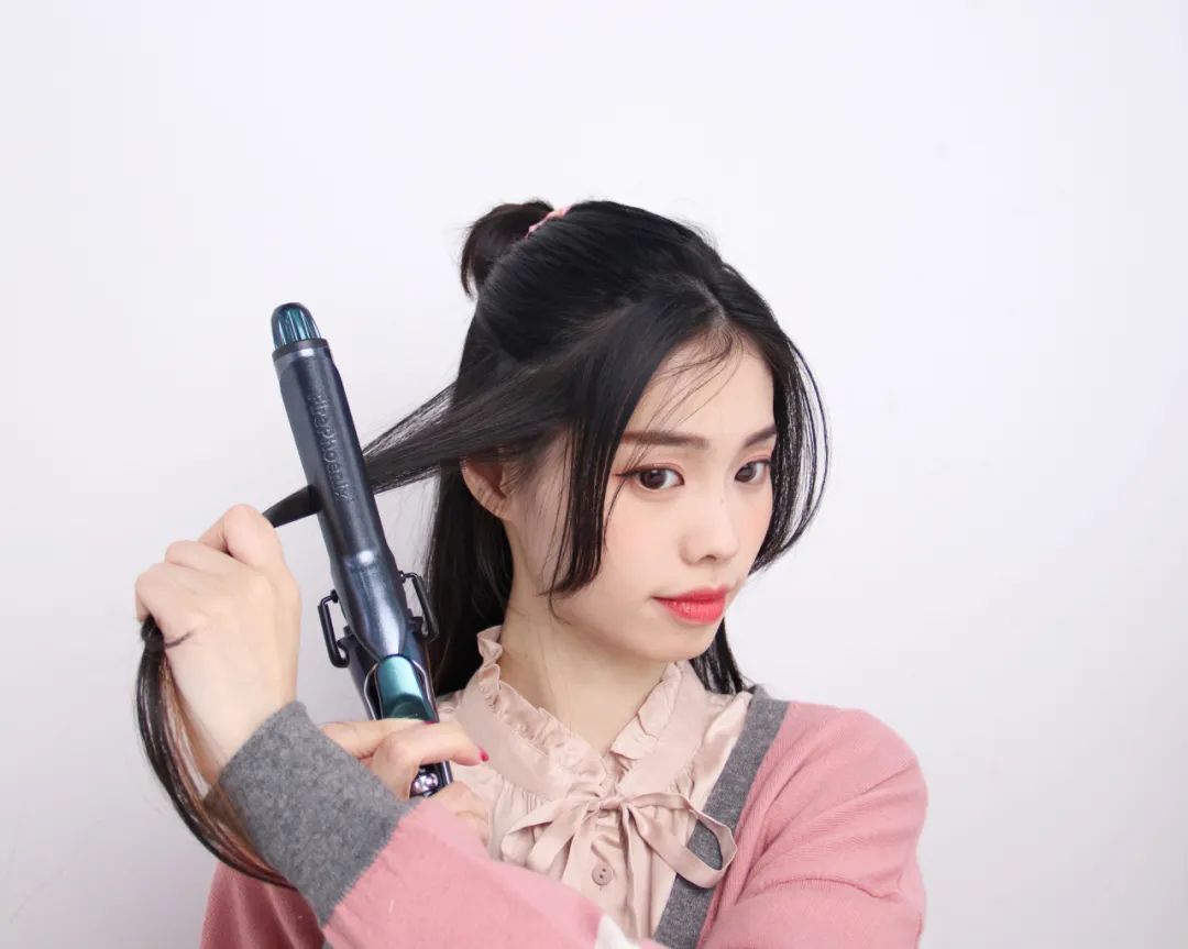 卷发棒教程大卷_卷发棒大卷烫发教程_大卷用卷发棒怎么卷