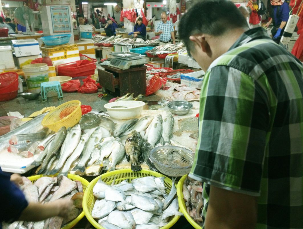 上海买海鲜最便宜的地方_上海哪里买海鲜便宜_海鲜上海便宜买多少钱