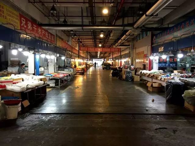 上海哪里买海鲜便宜_上海买海鲜最便宜的地方_海鲜上海便宜买多少钱