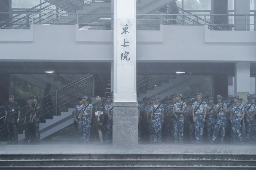 许多火车追尾视频_视频火车追尾图片_我想看火车追尾