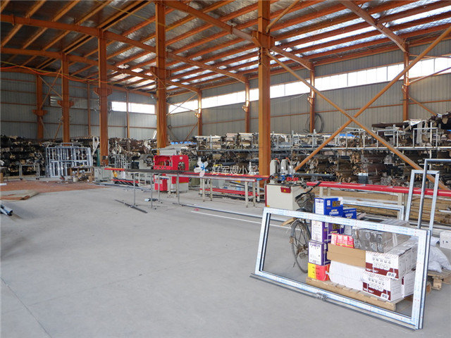 南京好军嫂门窗金刚网纱窗纱门隐形纱窗防盗极窄推拉口袋内平开框(图11) 南京好军嫂门窗金刚网纱窗纱门隐形纱窗防盗极窄推拉口袋内平开框(图11)