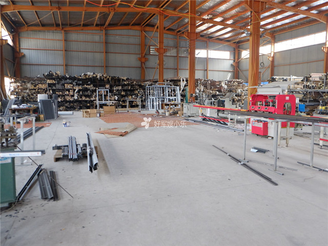 南京好军嫂门窗金刚网纱窗纱门隐形纱窗防盗极窄推拉口袋内平开框(图13) 南京好军嫂门窗金刚网纱窗纱门隐形纱窗防盗极窄推拉口袋内平开框(图13)