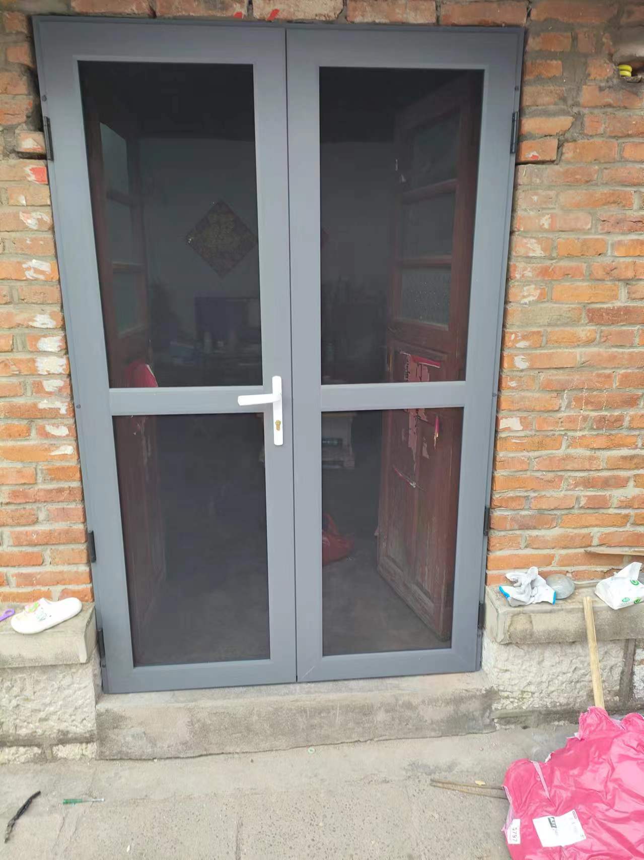 临沂高端不锈钢金刚网铝合金平开单开对开折叠推拉大门纱门入户门(图8)