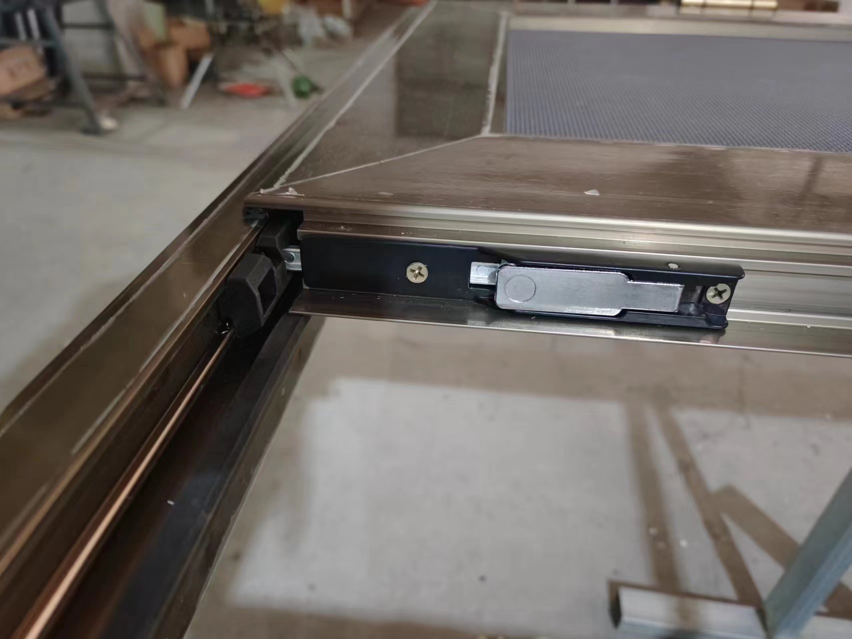 临沂金刚网纱门大门 对开 单开 平开带锁防蚊防盗防鼠铝合金纱门(图12)