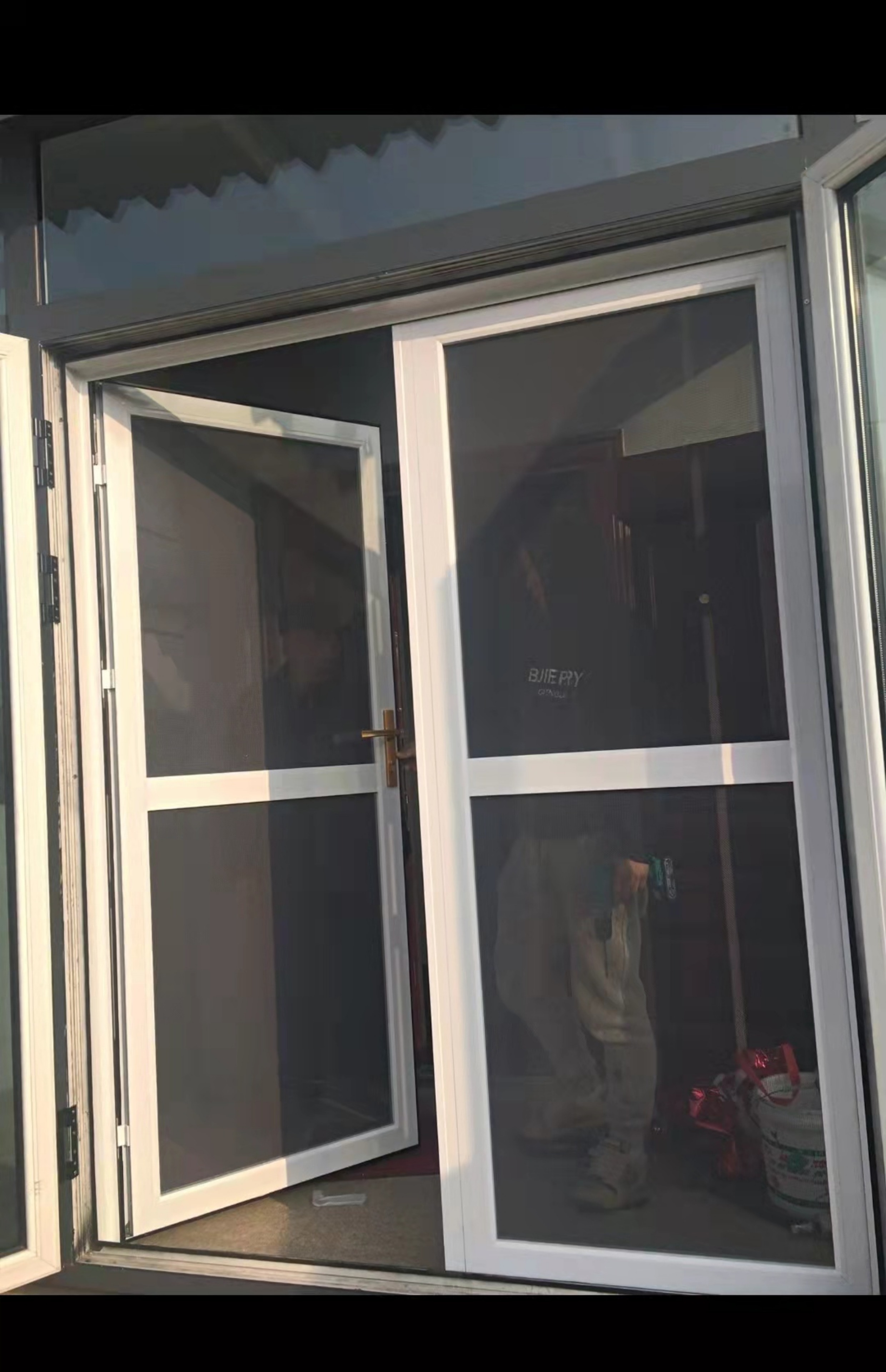 临沂金刚网纱门大门 对开 单开 平开带锁防蚊防盗防鼠铝合金纱门(图16)