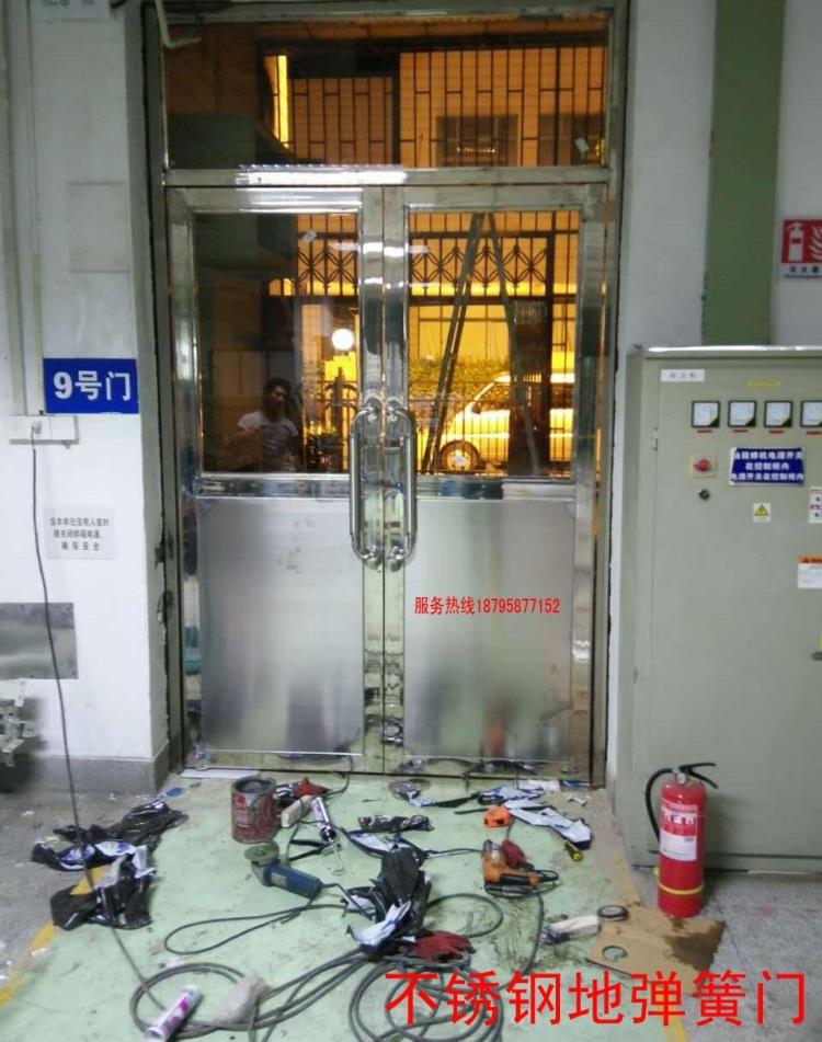 南京卷帘门 卷帘门 PVC快速卷帘门 车库卷帘门 厂房卷帘门(图13) 南京卷帘门 卷帘门 PVC快速卷帘门 车库卷帘门 厂房卷帘门(图13)