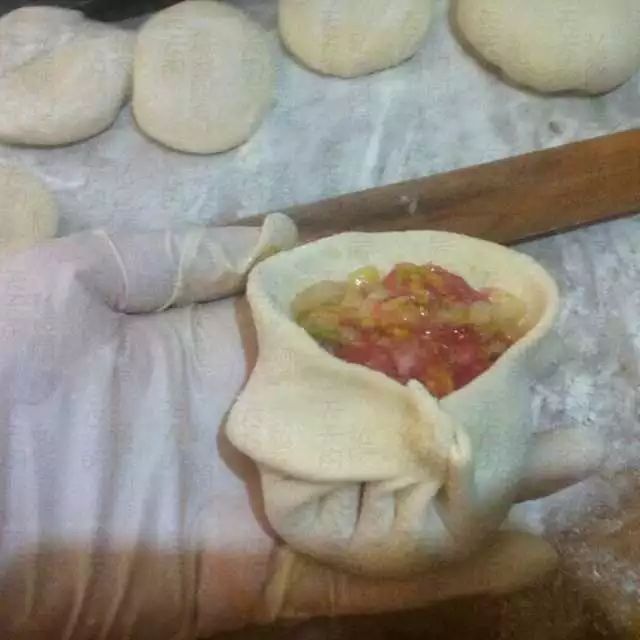 家常烙饼的视频_家常烙饼视频教程_家常烙饼怎么做又软又好吃视频
