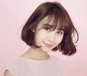 刘海女士发型图片_刘海女士_女生刘海发型图片韩范