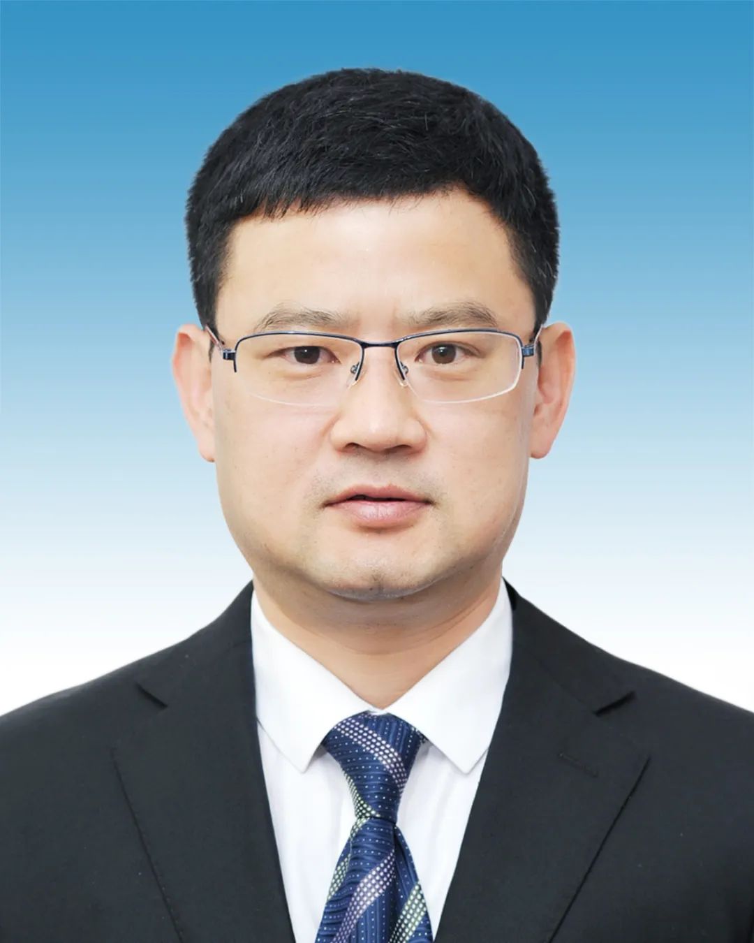 龙游教育局副局长_龙游县教育局干部名单_龙游徐建华教育局局长