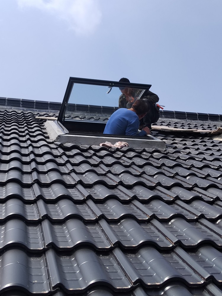 屋顶天窗铝合金斜平面防水电动楼顶盖定制阁楼阳光房地下采光井窗(图7)