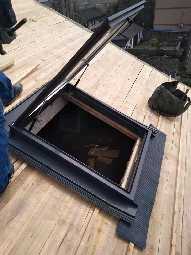木结构屋顶天窗平屋顶铝合金电动天窗斜屋顶阁楼天窗采光透气天窗(图16)