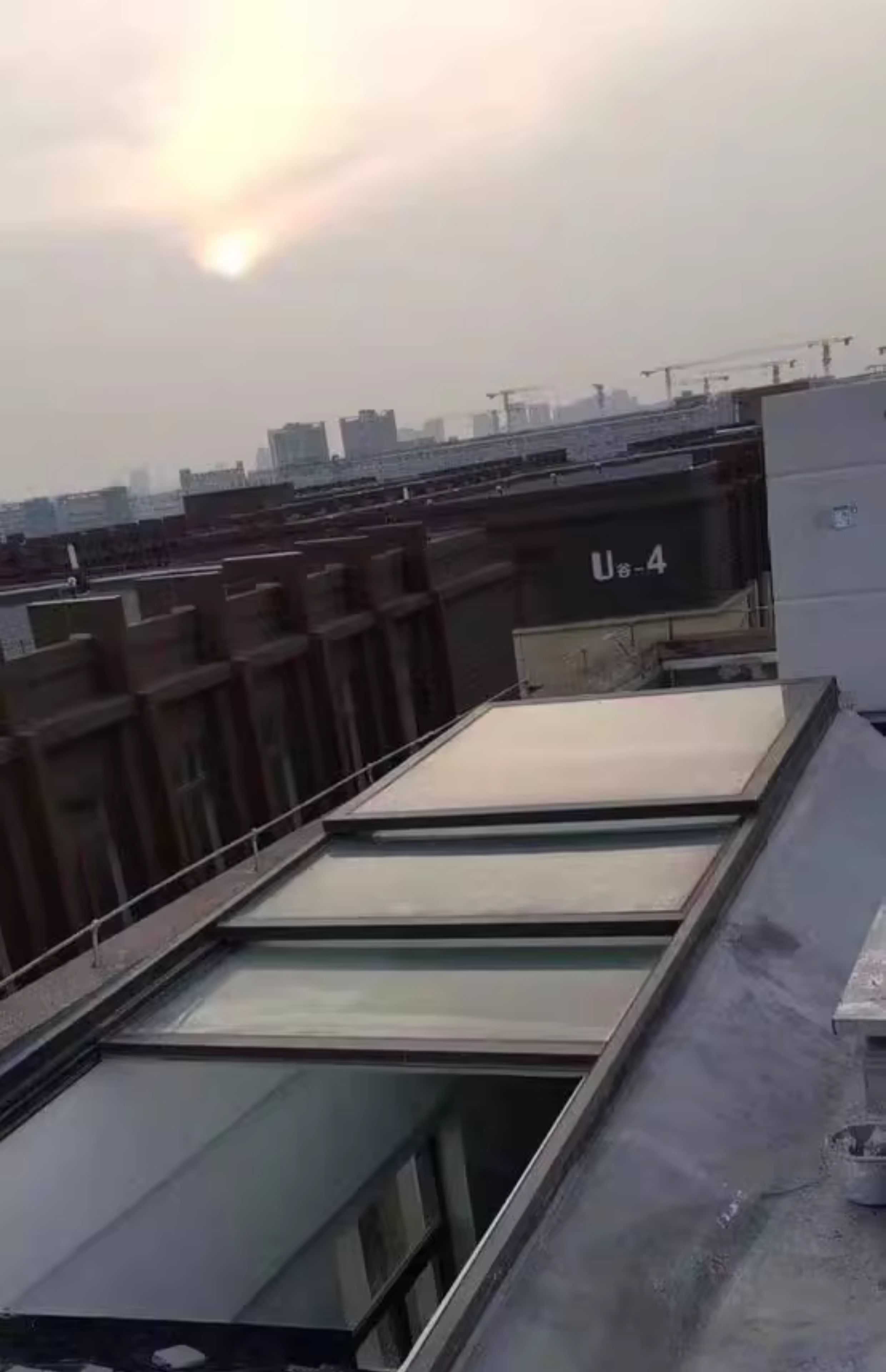 电动智能天窗别墅阳光房斜屋顶阁楼采光井老虎窗铝合金天窗平移(图12)