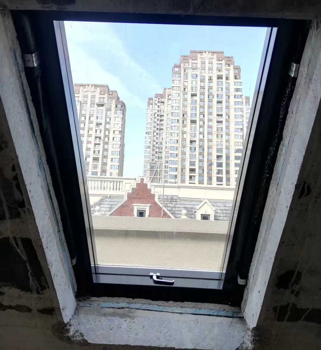 铝合金斜平屋顶面电动楼顶天窗盖阁楼阳光房地下采光井老虎窗定制(图3)