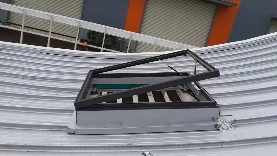 定制加厚铝合金阳光房电动天窗地下室采光井斜屋顶阁楼老虎窗天窗(图20)