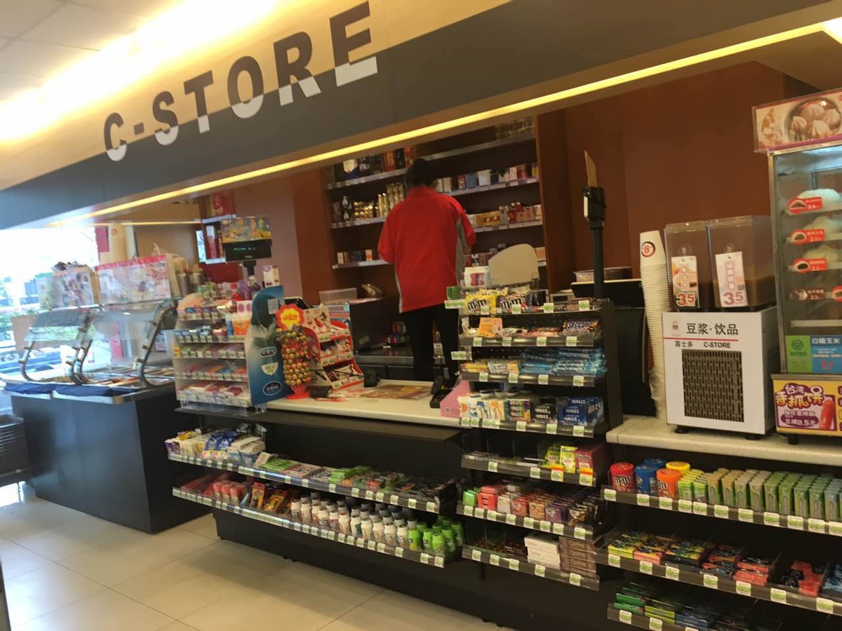 零食特色店加盟费多少_特色零食加盟店_全国土特产零食加盟