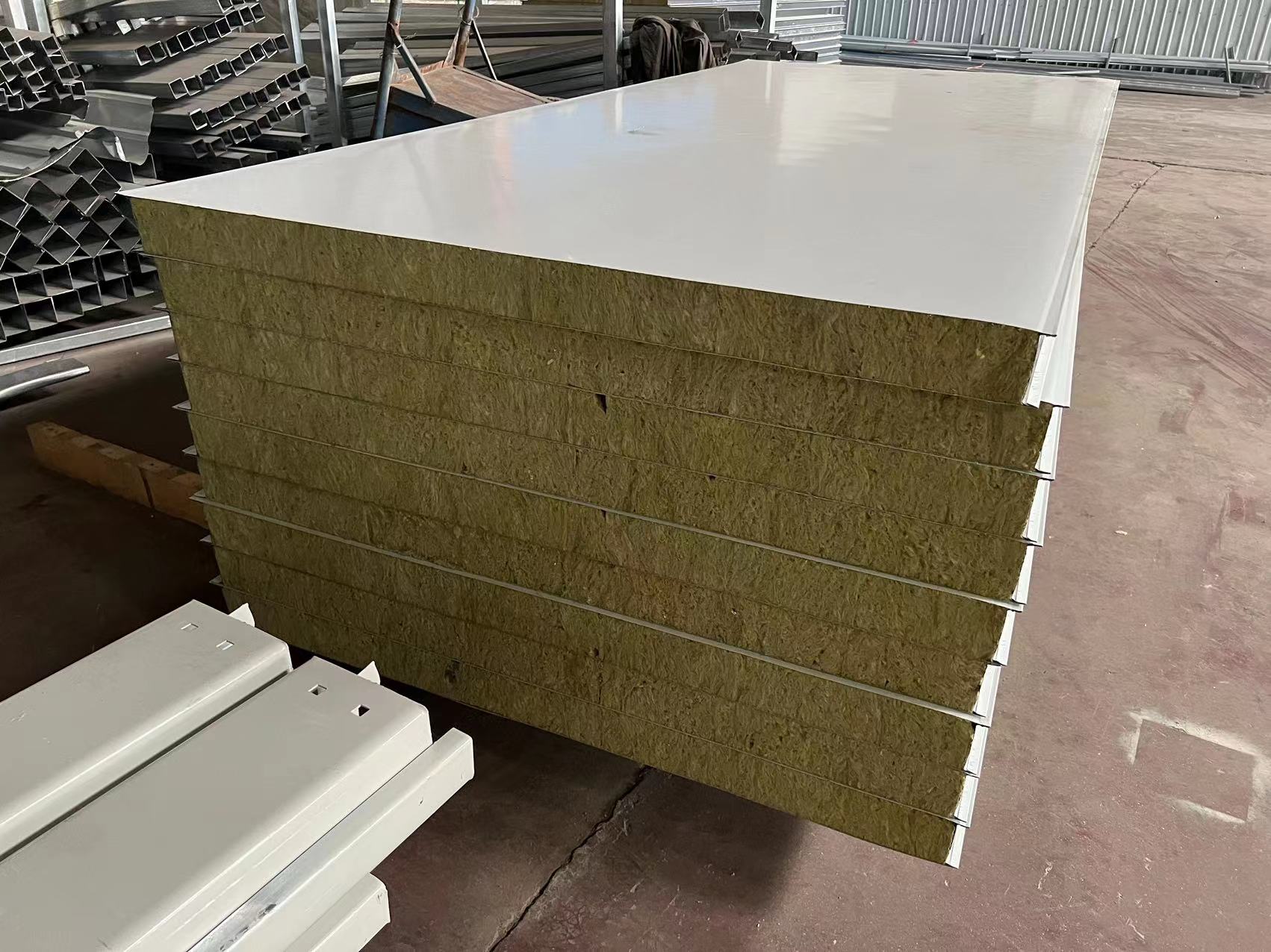 出口集装箱活动房配件框架移动房角头防火岩棉板玻镁板强化地板(图4)