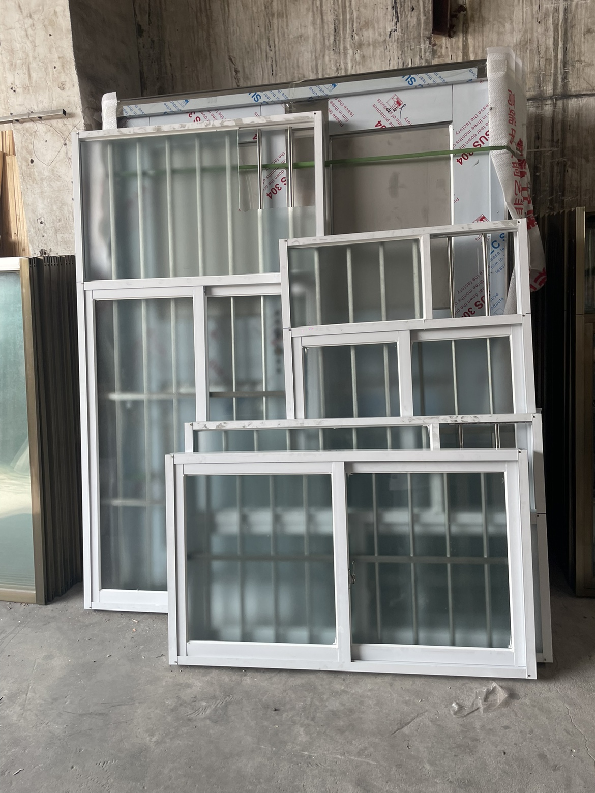 广东佛山厂家直销 定制 塑钢窗自建房简易窗户出租房简易厂房(图14)