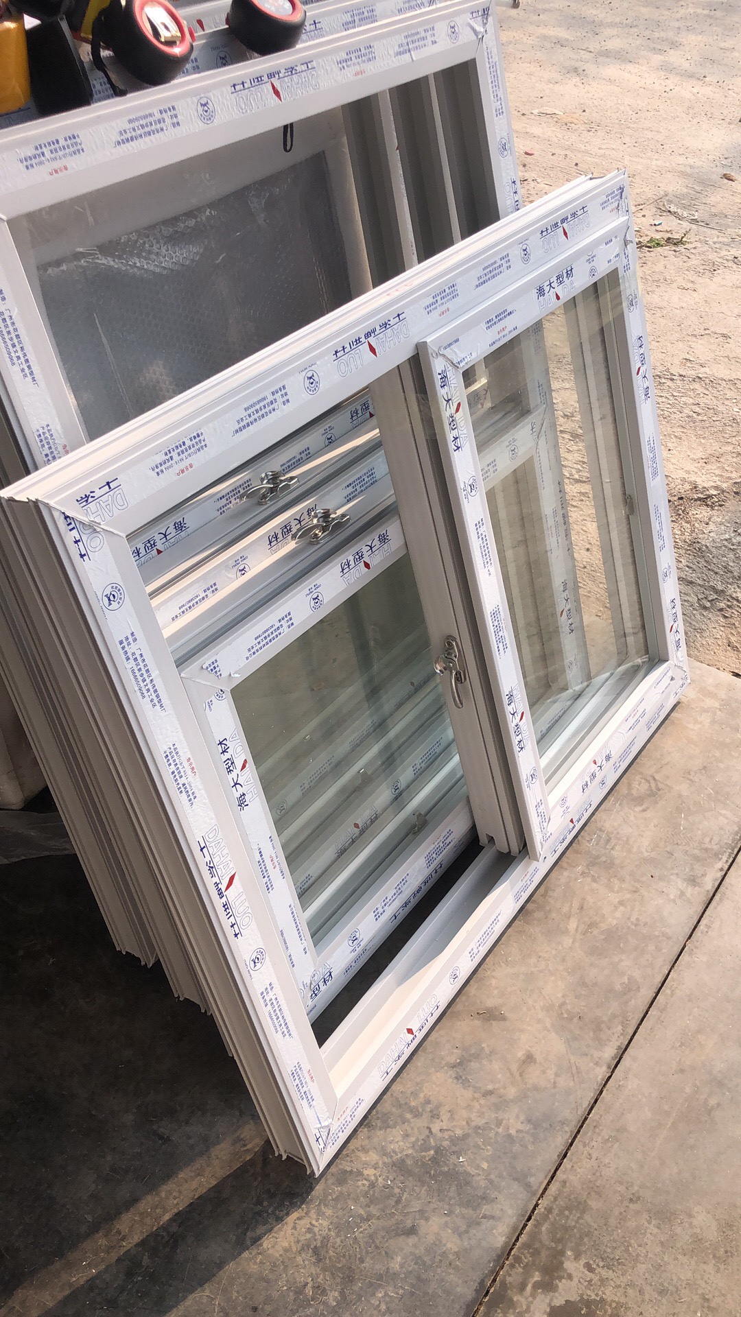 塑钢窗定制厕所窗户小窗双轨道60型白色塑钢窗户板房集装箱窗工厂(图9)