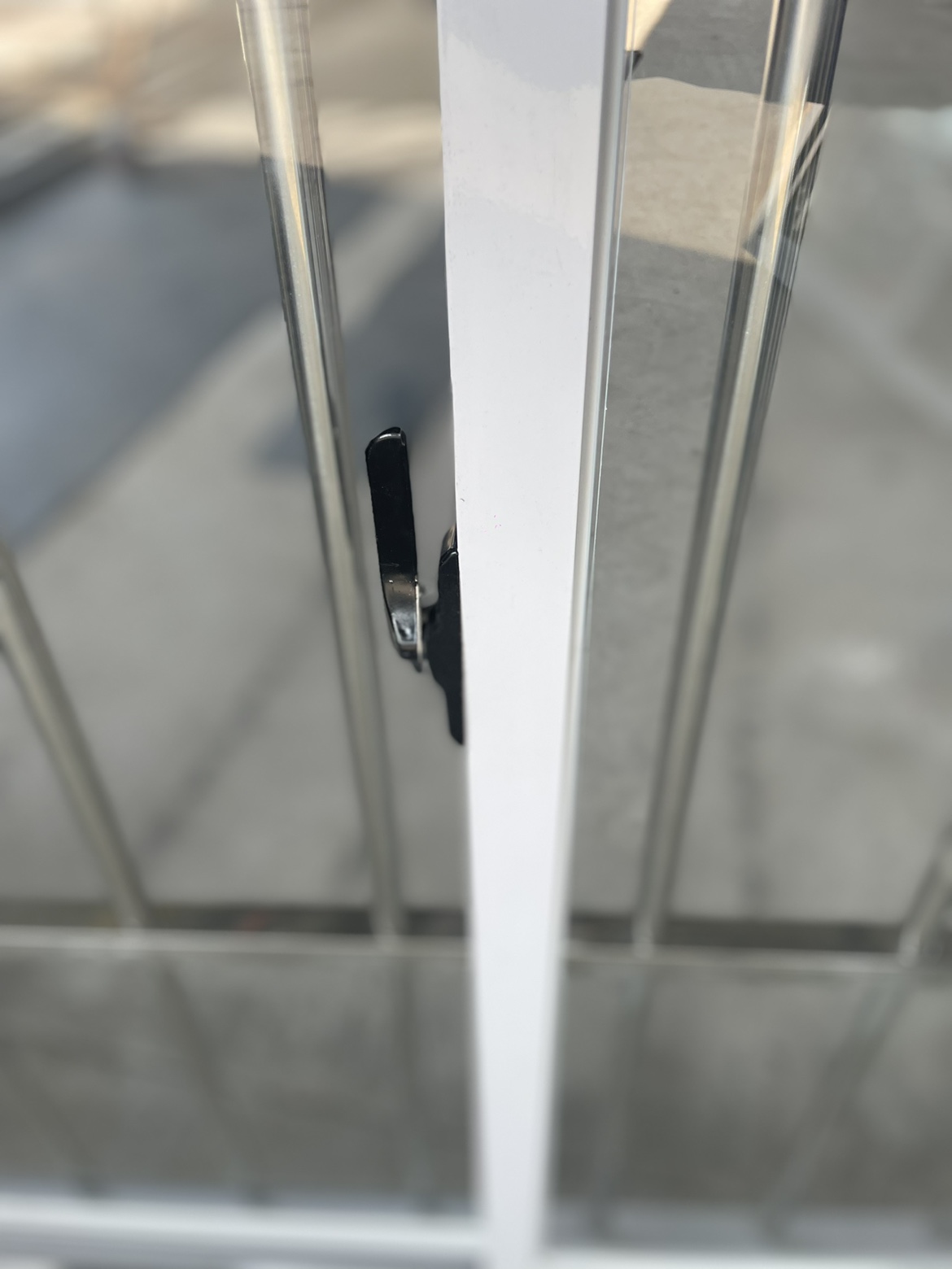 广东佛山厂家 直销 塑钢窗集装箱厂房活动板房带防盗网一体窗户(图10)