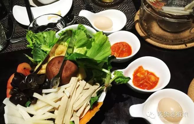 分子美食餐具_美食餐具_餐具与美食的结合描述