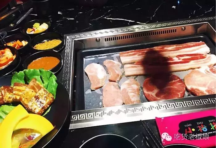 美食餐具_分子美食餐具_餐具与美食的结合描述