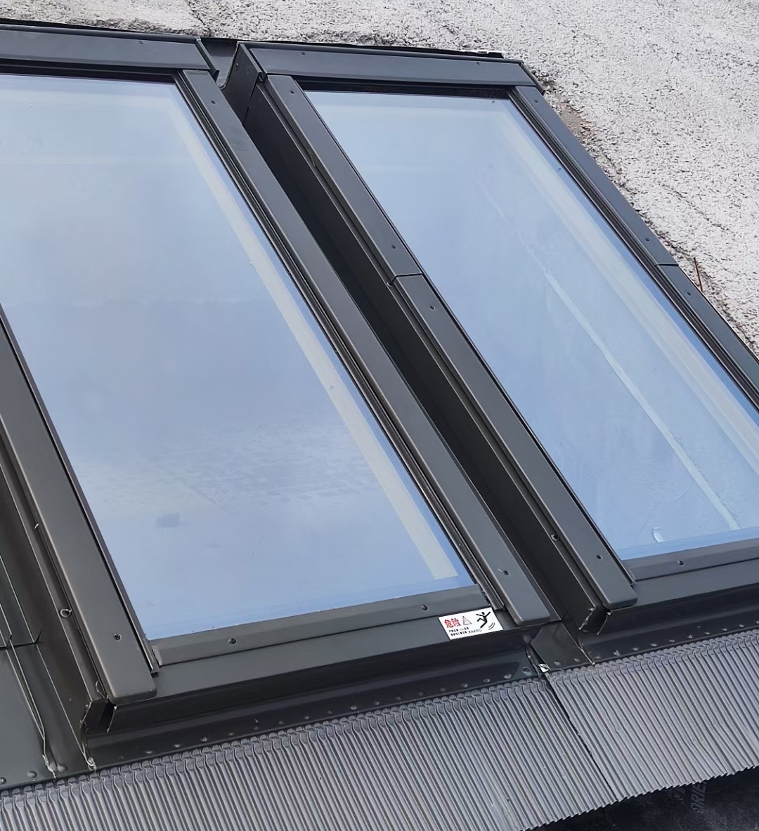 FAKRO斜屋顶进口天窗阁楼采光天窗斜屋面开天窗铝木复合电动窗(图19)
