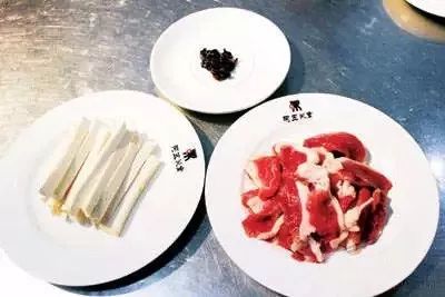 玫瑰肉菜小炒是什么菜_小炒玫瑰肉是哪里的菜_玫瑰肉菜小炒是哪里的菜