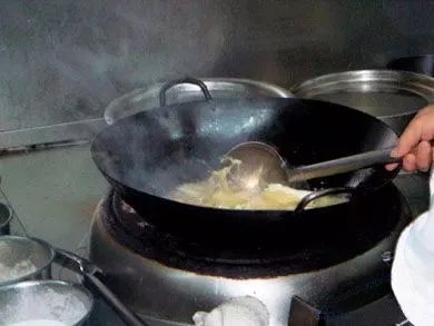 玫瑰肉菜小炒是哪里的菜_玫瑰肉菜小炒是什么菜_小炒玫瑰肉是哪里的菜