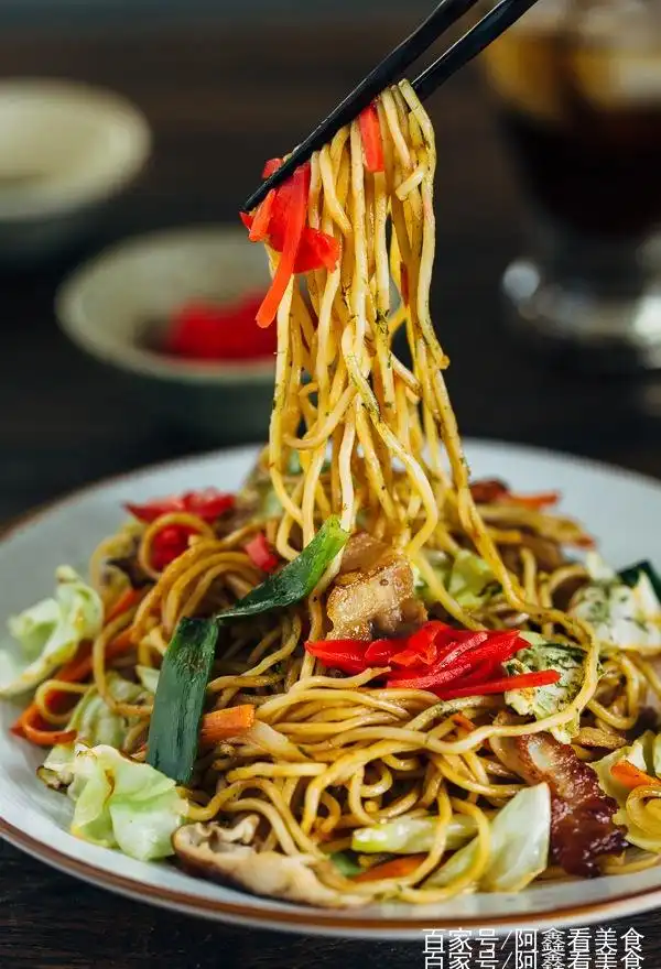 洋葱肉炒面最忌三种食物_洋葱肉炒面_洋葱炒肉面条