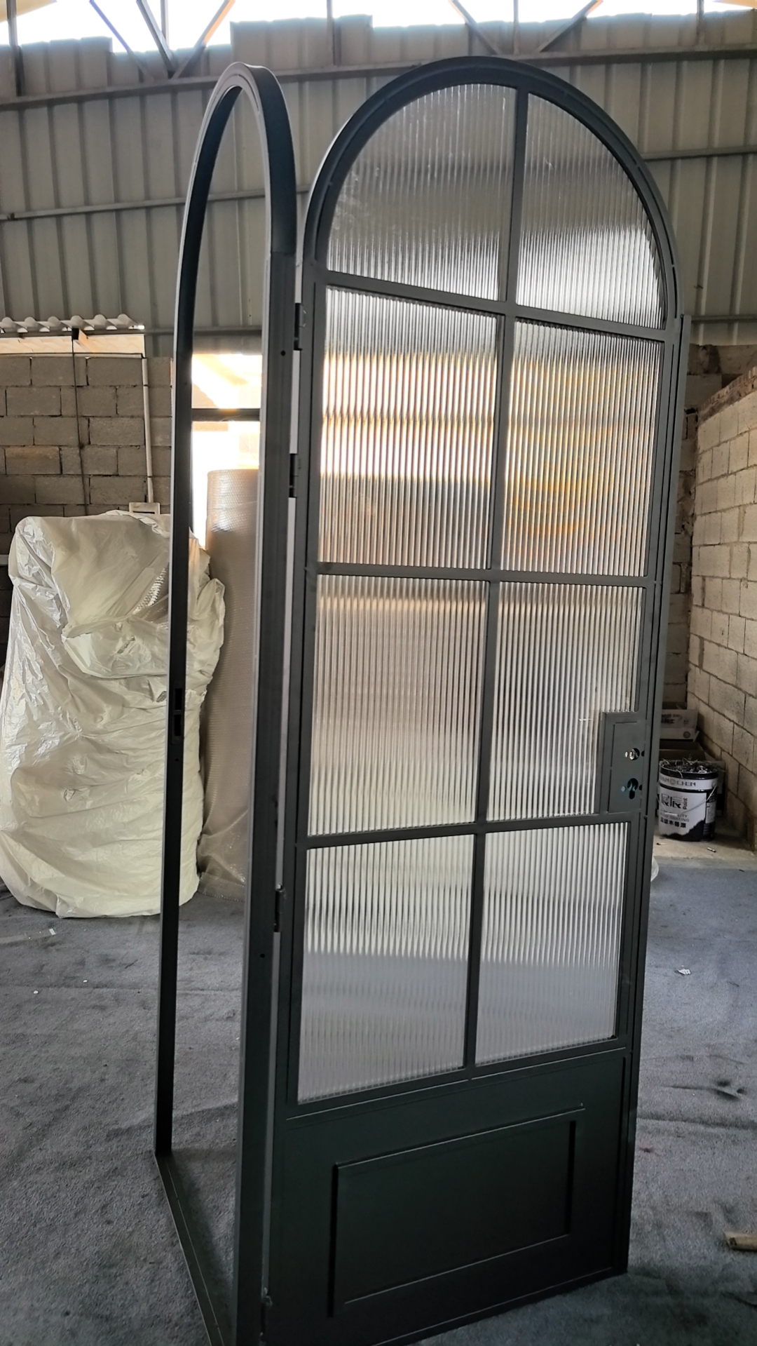 法式铁艺拱形复古极窄圆弧玻璃双开店铺酒吧庭院定制烤漆对开门(图8)