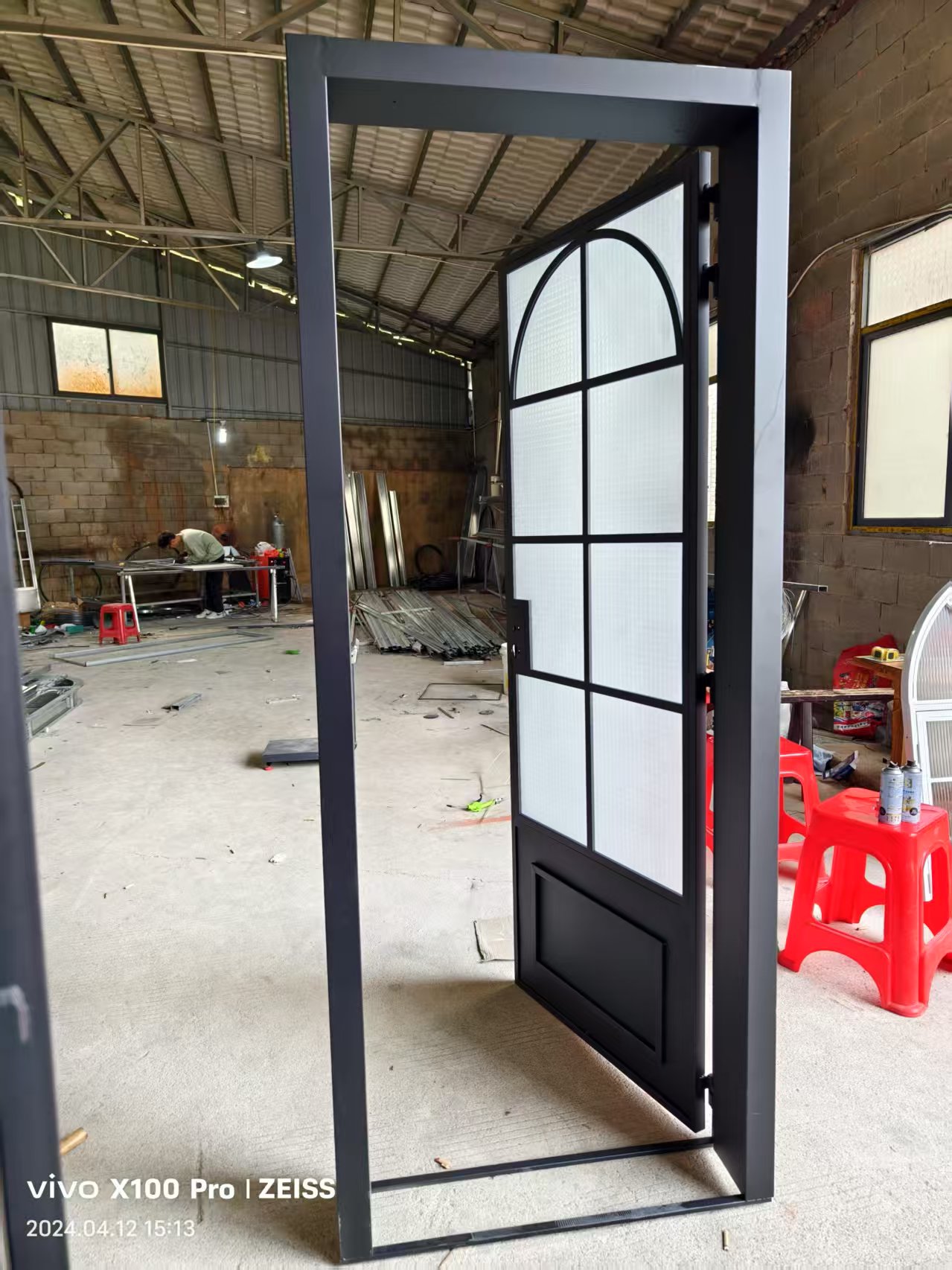 法式铁艺拱形复古极窄圆弧玻璃双开店铺酒吧庭院定制烤漆对开门(图11)