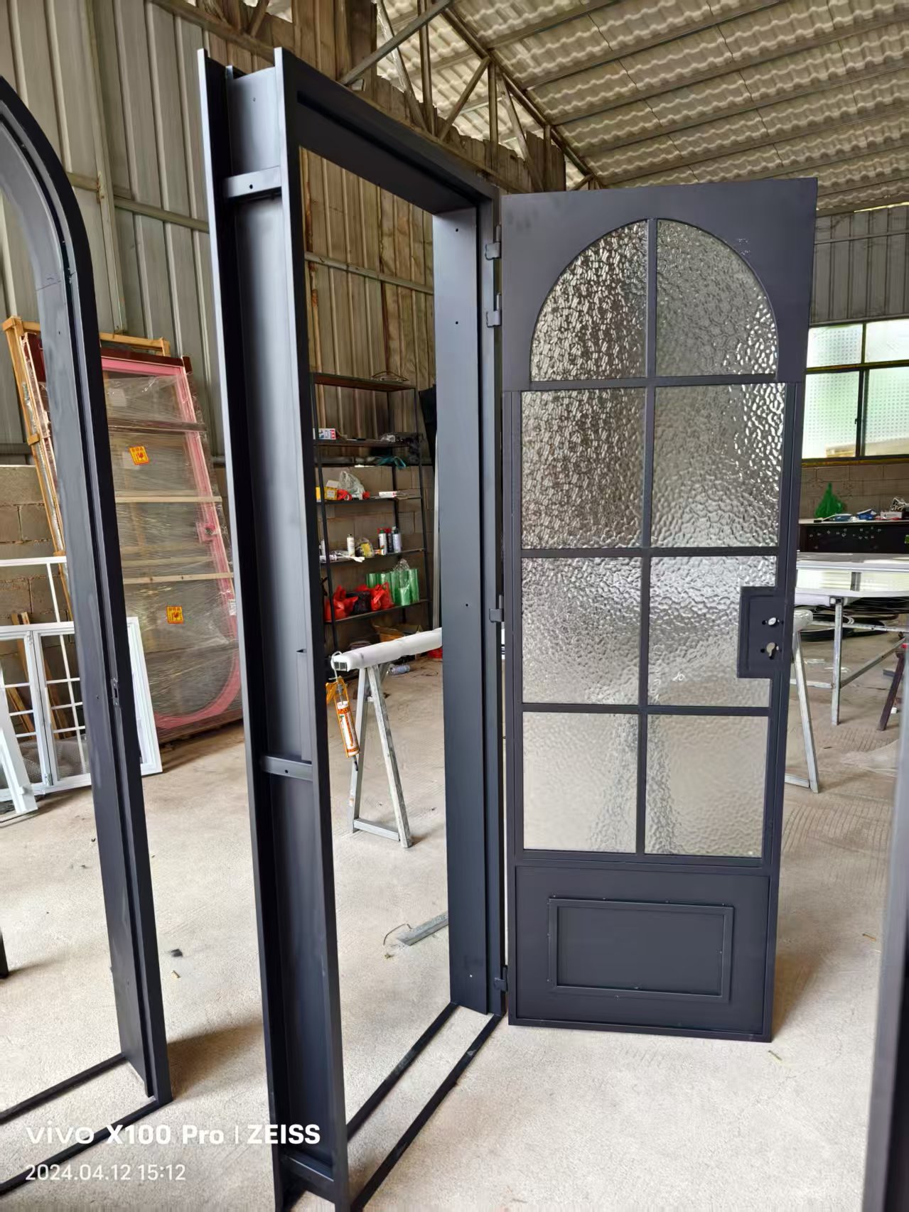 法式铁艺拱形复古极窄圆弧玻璃双开店铺酒吧庭院定制烤漆对开门(图10)