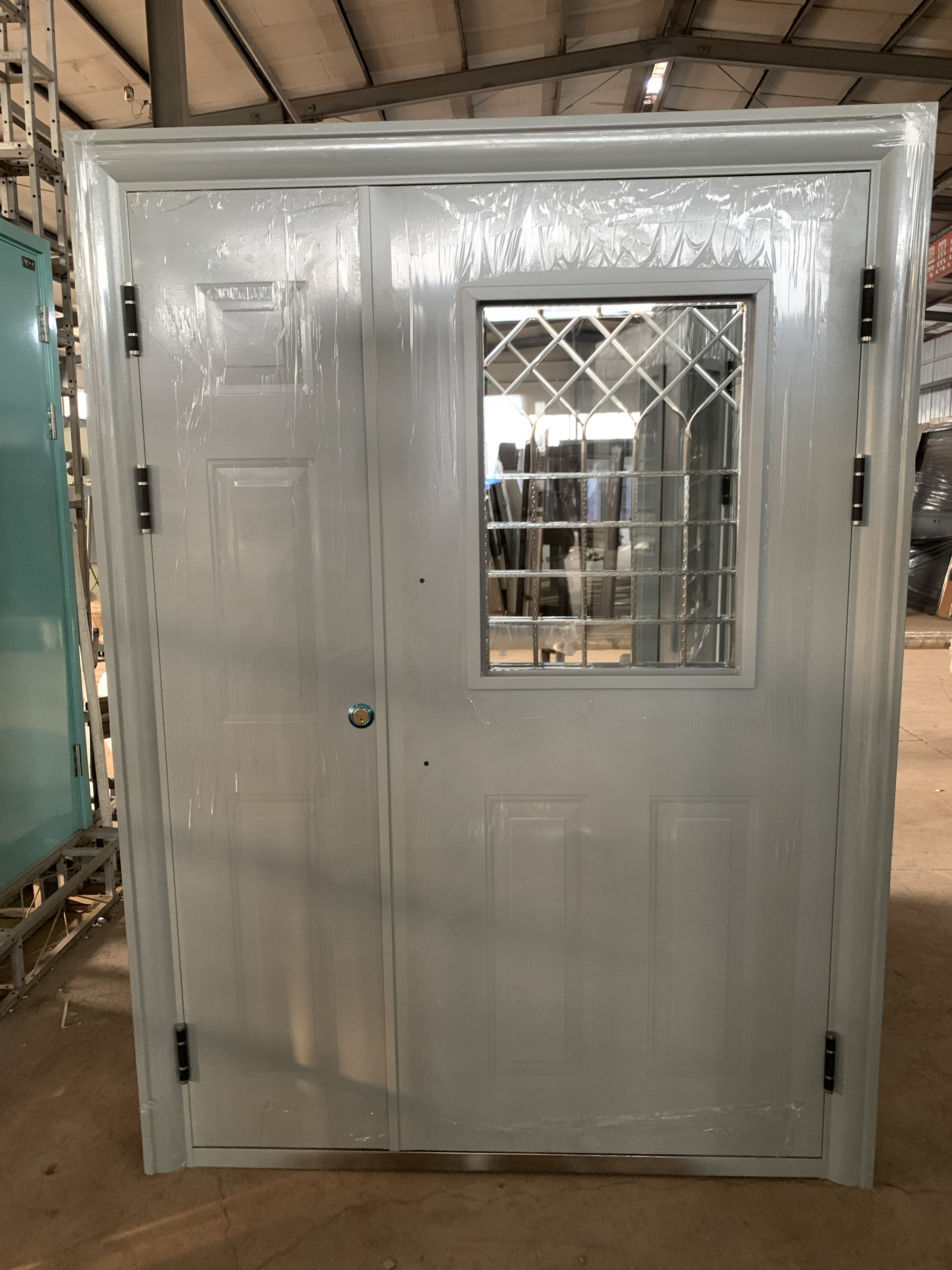 钢制楼宇门厂家实拍图片整版开窗楼宇门 钢质楼宇门 小区入户门(图4)