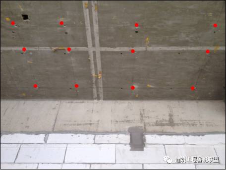 刮吊顶腻子手法个工具技巧视频_刮吊顶腻子需要添加胶水吗_吊顶 刮腻子